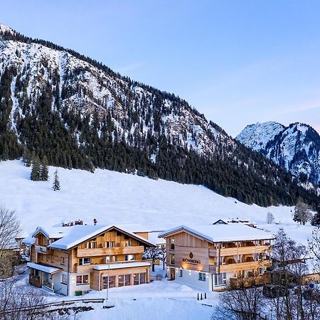 Hotel Kuehberg Оберстдорф Экстерьер фото
