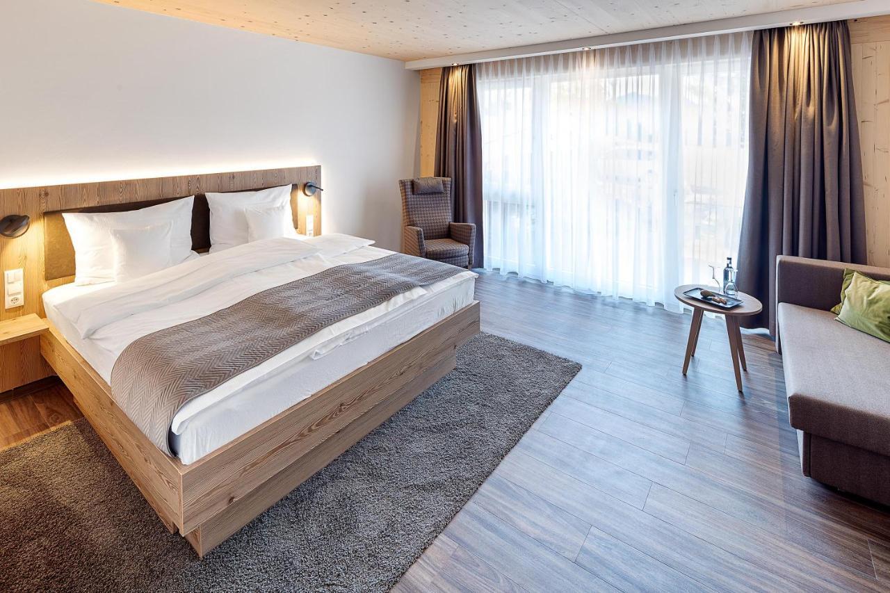 Hotel Kuehberg Оберстдорф Экстерьер фото